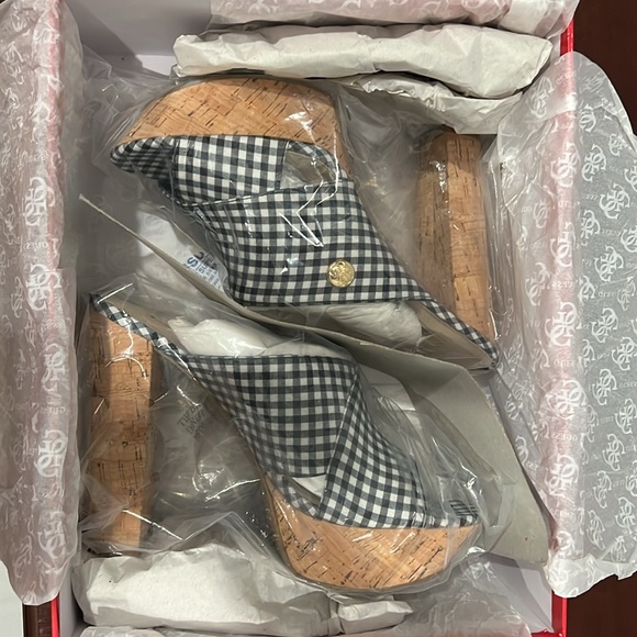 Guess GW-PATRIEN3 Black Multi Fabric Size 7 - Picture 16 of 16